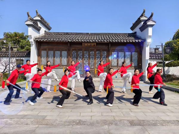 全國行云劍術(shù)推廣班精英六期圓滿結(jié)業(yè) 載譽(yù)而歸(圖7)